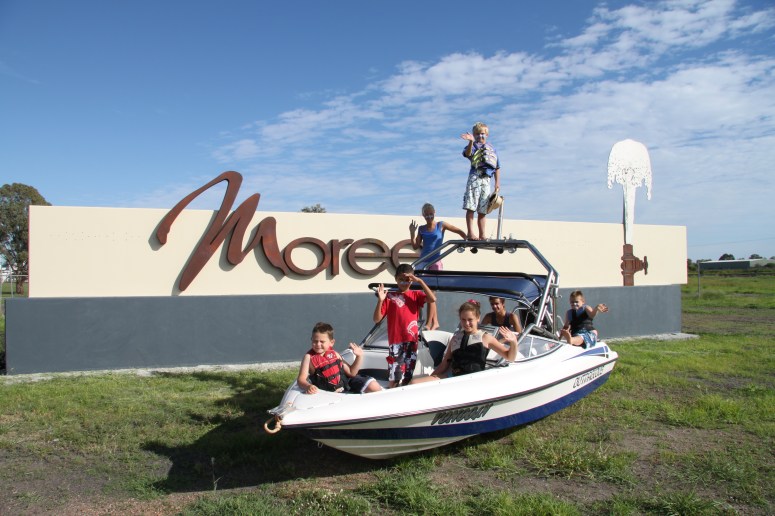 Boat_moreesign